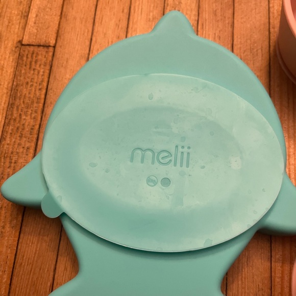 11 piece Colorful Silicone Kids Dinnerware Set - Picture 11 of 13